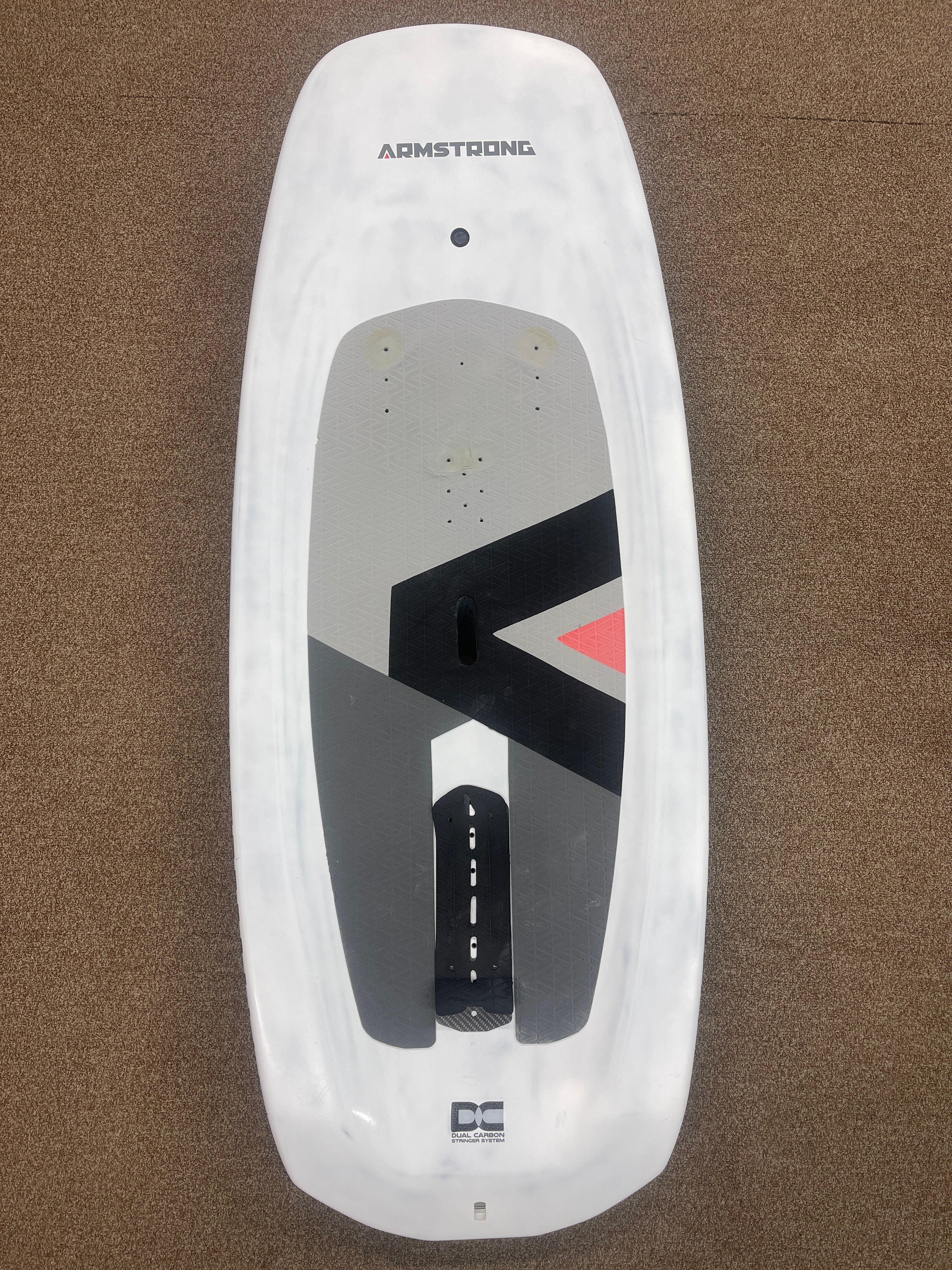 Armstrong foils Wing Sup 4'11