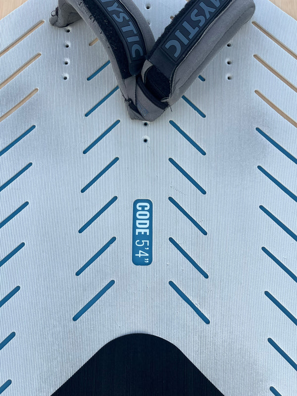 Cabrinha CODE5'4"(98l)