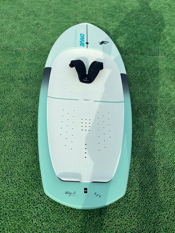 F-ONE ROCKET WING Surf 5'2"x 24.5″(70L)(中古美品)エフワンロケットウイングサーフ