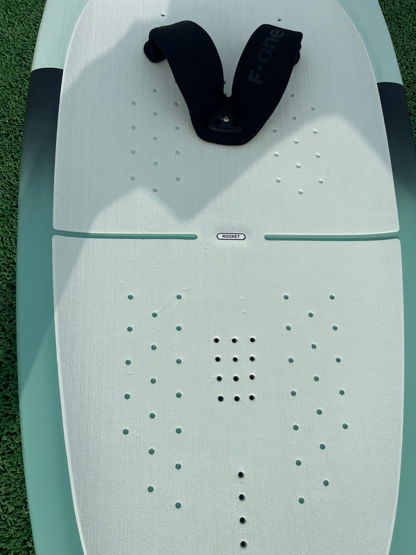 F-ONE ROCKET WING Surf 5'2"x 24.5″(70L)(中古美品)エフワンロケットウイングサーフ